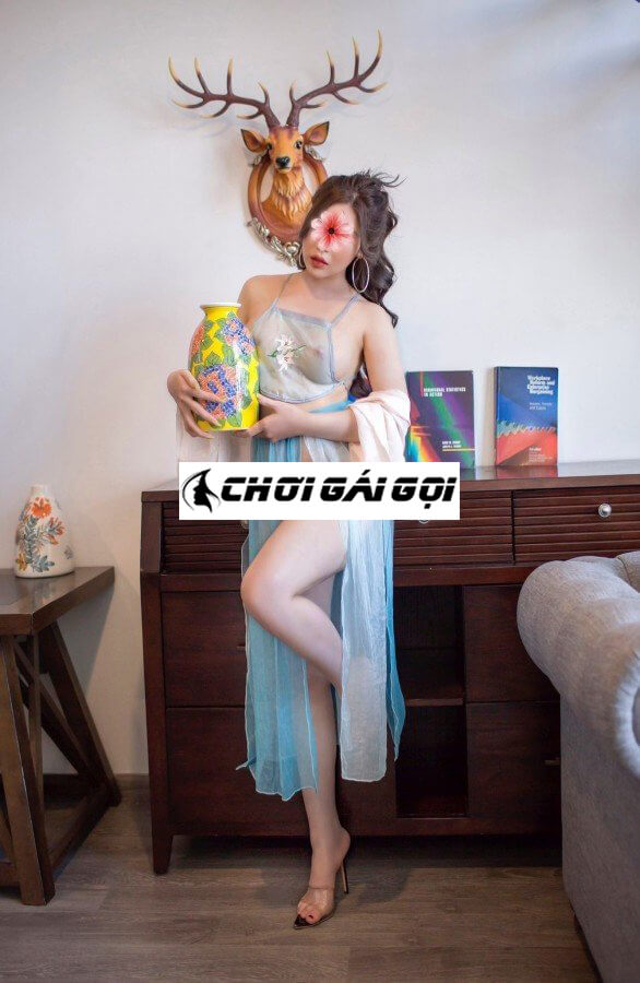 Call girl Fuen Chanel ảnh lớn - 1996 - 2